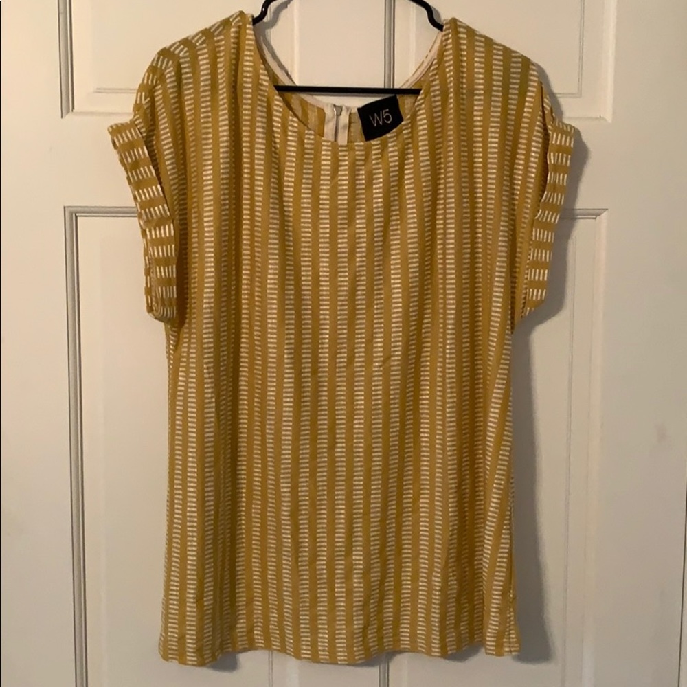 Anth.W5 yellow strip top with zipper back size XL